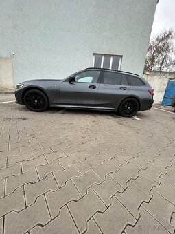 BMW 330e M-paket - 3