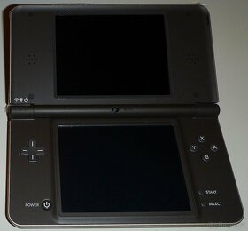 Nintendo DSi XL Brown - 3