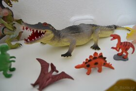Postavičky / figurky - dinosauři, draci, krokodýl - 3