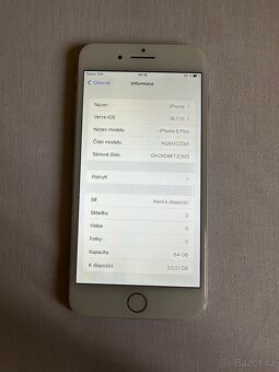 Apple iPhone 8 Plus 64GB - 3