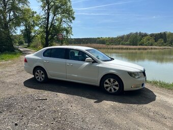 Škoda Superb 1.6 TDi 77kW Ambition 2012 - 3