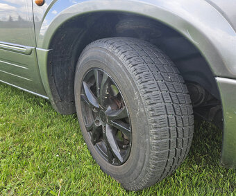 Chrysler Grand Voyager 2.8 CRD Automat 7 Míst - 3