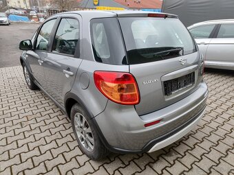 Suzuki SX4 - 3