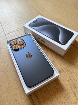 Apple iPhone 15 Pro 128GB modrý - 3