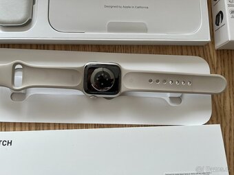 Apple Watch Series 9 41mm silver (stříbrné) - 3