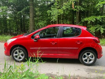 peugeot 207 1.4i - 3