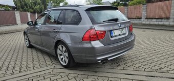 BMW 320i 125kw Automat - LCI - Kůže, Velká NAVI, Panorama - 3