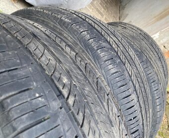Hankook 265/65 R17 - 3
