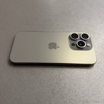 iPhone 15 Pro 128GB natural titan, jako nový, záruka - 3
