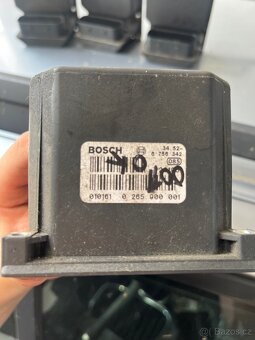 Bmw e39 abs kostka - 3