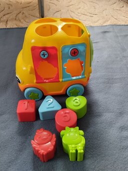 Různé hracky - 3