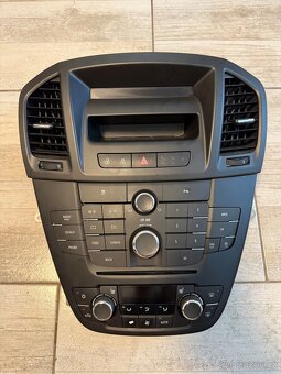 Zbytky Opel Insignia - 3