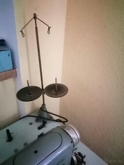 Šicí stroj  220v - 3