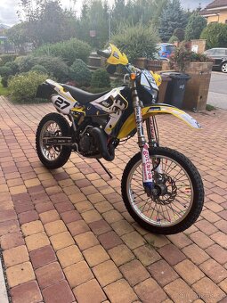 Husqvarna WR 125 TOP STAV - 3