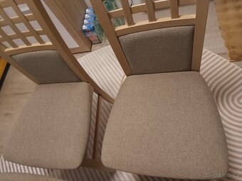 Nabízím k prodeji úžasné jídelní židle čtyři kusy - 3