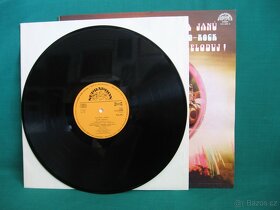 LP Petra Janů - Exploduj - 3