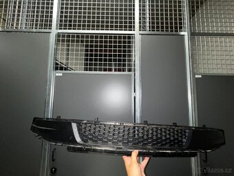 Originální mřížka předního nárazníku Ford Mustang (2017+) - 3