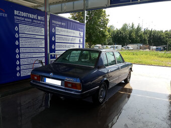 BMW E12 520/6 1978 automat - 3