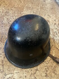 Stará německá helma - 3