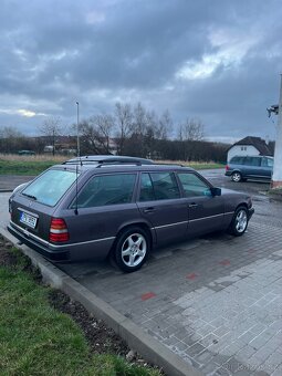 Mercedes Benz w124 e220 110kw kombi - 3