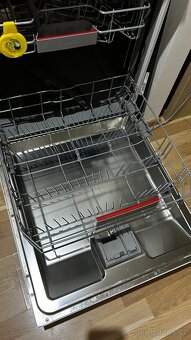 Myčka BOSCH SMS4EVW14E - 3