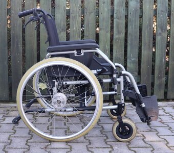 059-Mechanický invalidní vozík Meyra. - 3