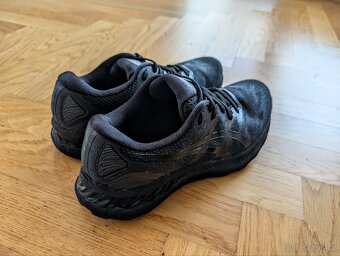 PRODÁM BOTY ASICS GEL NIMBUS 43.5 - 3