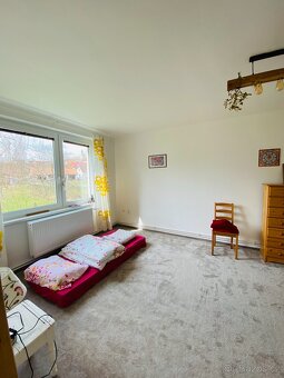 Pronájem zděného bytu 4+1 s garáží a 2 lodžiemi, Chotoviny - 3