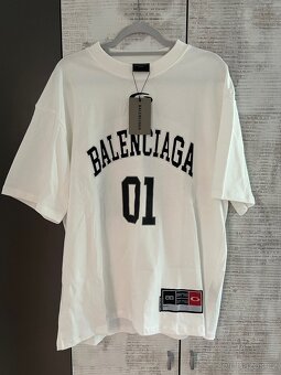 Balenciaga oversized tričko- bílé - 3