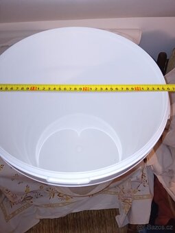 Plastové kbelíky 40L - 3