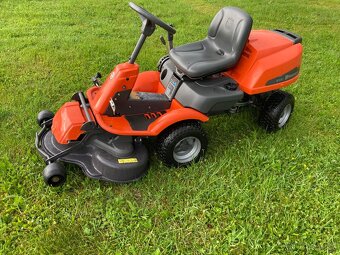 Zahradní traktor ,rider Husqvarna R 13 C - 3