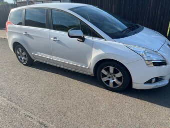 Peugeot 5008 1.6hdi 83kw - 3