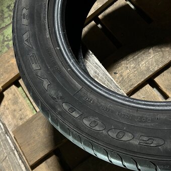 Letní pneu 215/60 R16 95H GoodYear 5,5-6mm - 3
