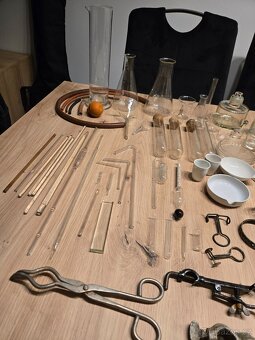 Laboratorní retro skleněná sada - 3