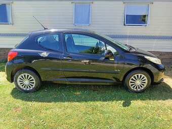 Prodám Peugeot 207 1,4 70kw, benzín, manuál - 3