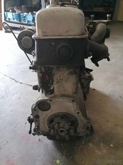 Motor Škoda 1202 - 3