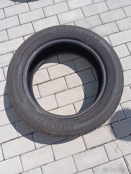 215/55 R17 - 3