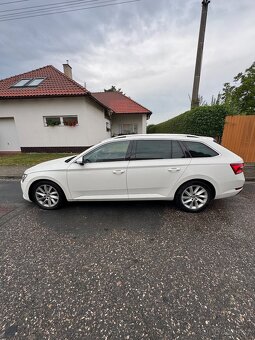 Škoda Superb Combi 2.0 tdi 110kw - 3