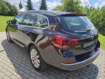 Opel Astra Combi 1.4i 16v , 88 kW • Původ ČR • 148.000 KM • - 3