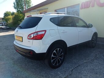 Nissan Qashqai 2.0 dCi 4x4/Panorama/1Maj/NAVI - 3