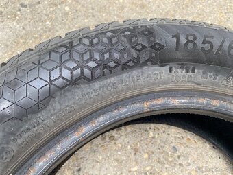 Pneu 185/65/15 - 3