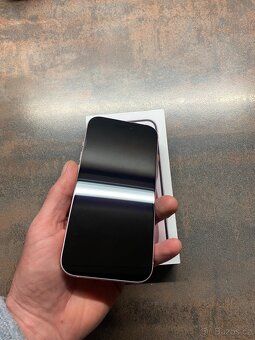 iPhone 15 128GB 🔋88% - 3