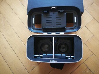 Brýle pro virtuální realitu - 3