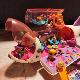 LPS littlest petshop letadlo spousta zvířátek a doplňků - 3