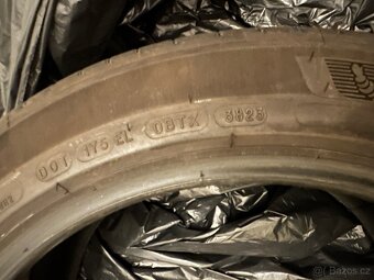 Letní sada Michelin e-Primacy 235/45 R18 pro Tesla Model 3 - 3