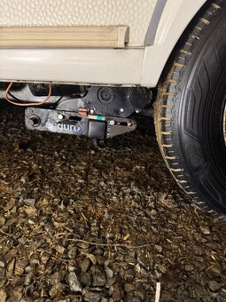 Karavan HOBBY EXCLUSIVE  Nezávislý na elektřině+pojezdy - 3