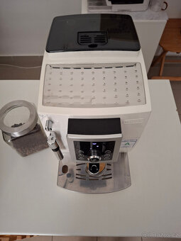Automatický kávovar Delonghi na zrnkovou kávu - 3