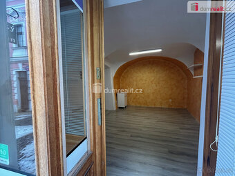 pronájem komerčního prostoru 16 m2 - 3