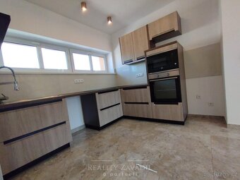 Pronájem bytu 4+k.k. 85m2 s balkónem, Mostecká, 584 01 Lede - 3