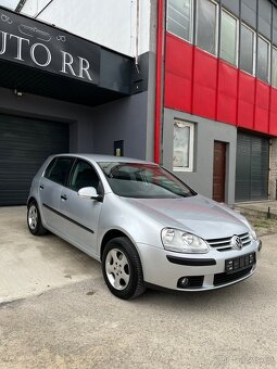 Volkswagen Golf 5 1.6 Benzin + LPG = 75kW, rv 2009 = - 3